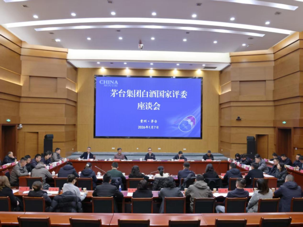 ę́�����ٿ��׾ƹ�����ί��̸��