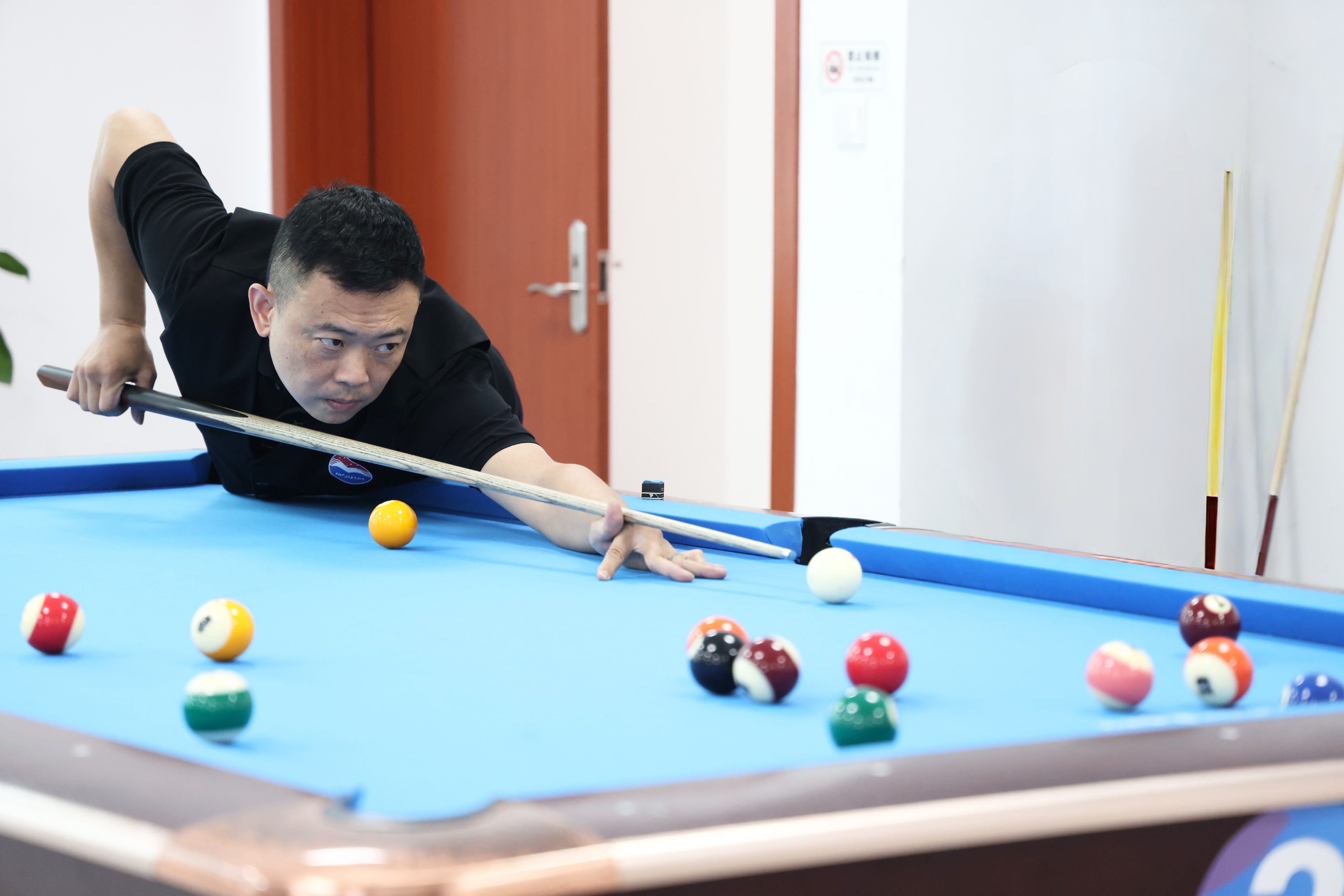 直击运动会丨茅台酒股份公司第一届职工运动会台球比赛圆满收官