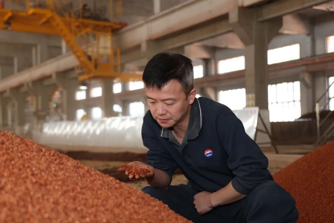 【致匠心】“茅台工匠”李启仁：此心安处是“酒香”